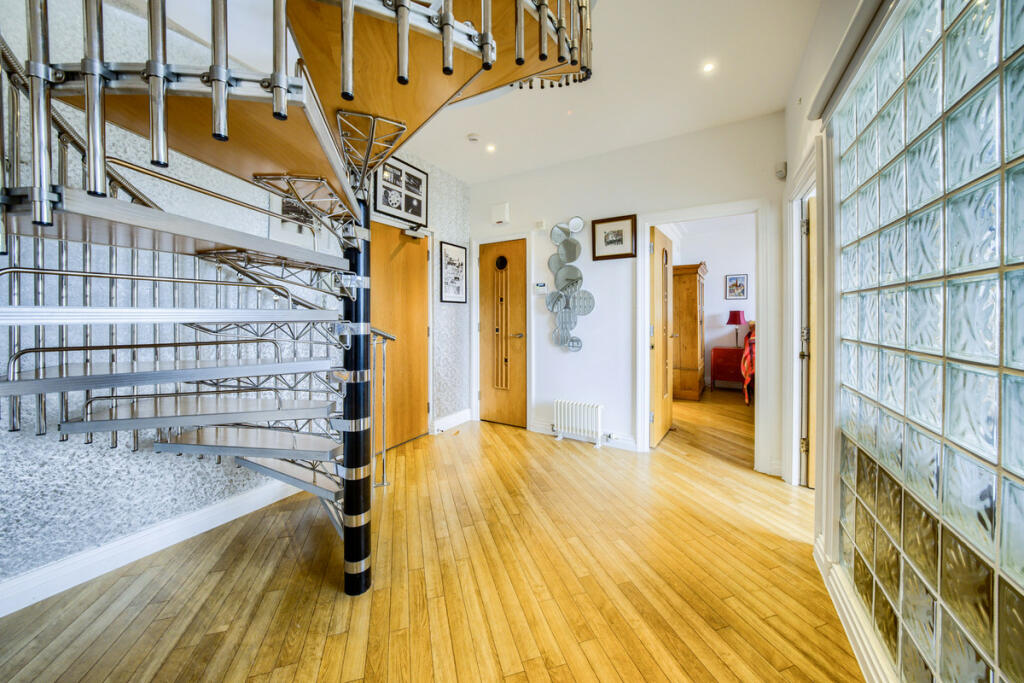 Additional image 15 of PENTHOUSE, Britannic Park, Moseley