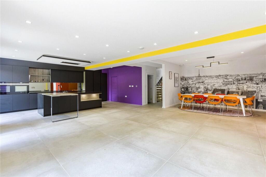 Additional image 3 of Great North Road, Brookmans Park, Hertfordshire, AL9