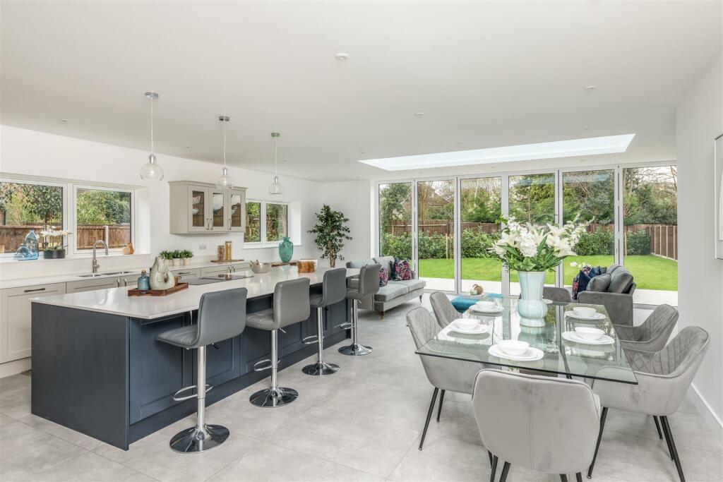 Additional image 63 of Sandridgebury Lane, St. Albans