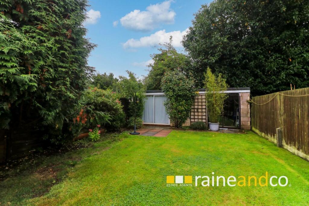 Additional image 4 of Broad Acres, Hatfield