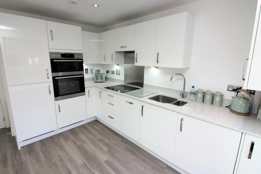 Additional image 5 of Bridge Road East, Welwyn Garden City, AL7