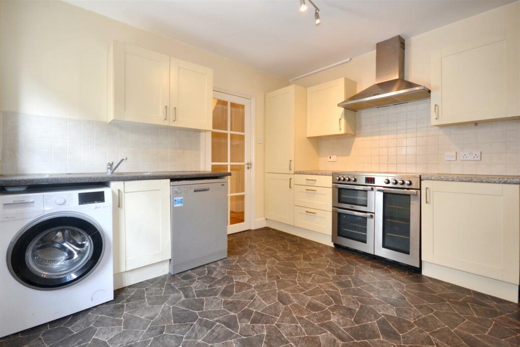 Additional image 17 of Luton Road, Harpenden