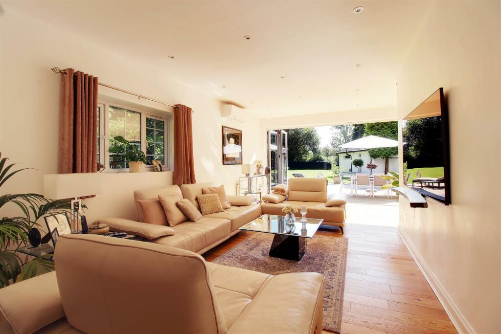 Additional image 49 of Dixons Hill Close, North Mymms