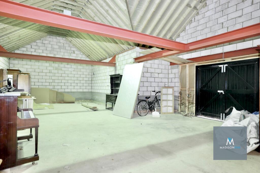 Additional image 31 of Harmer Green Lane, Welwyn, Hertfordshire, AL6