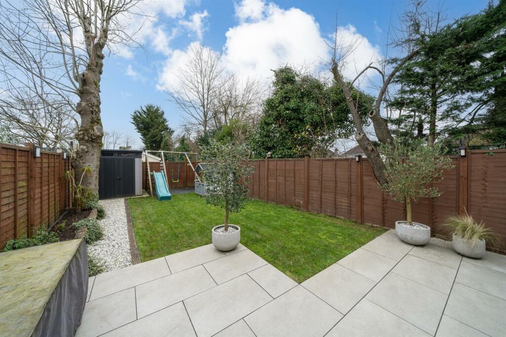 Additional image 19 of Driftwood Avenue, St Albans