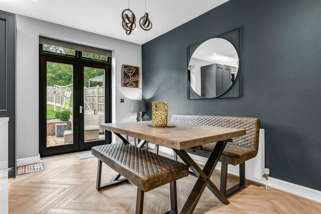 Additional image 9 of Canonsfield Road, Welwyn