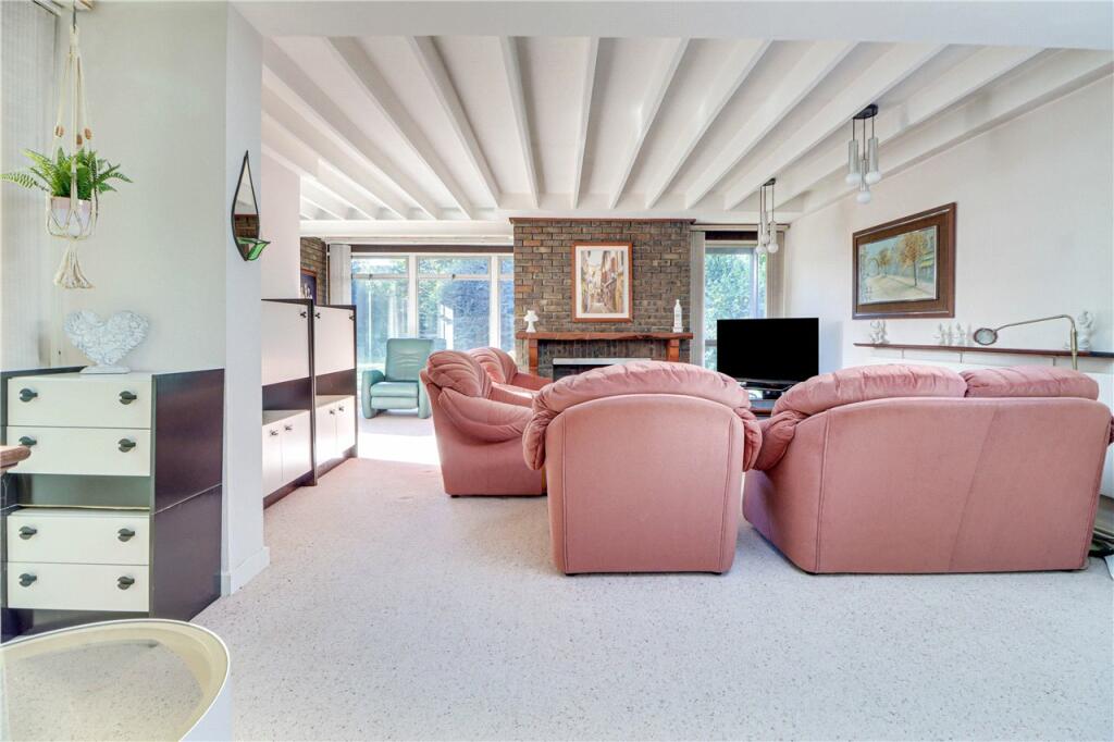 Additional image 25 of The Mall, Park Street, St. Albans, AL2