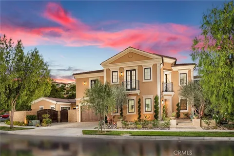 104 Shady Arbor, Irvine, CA 92618