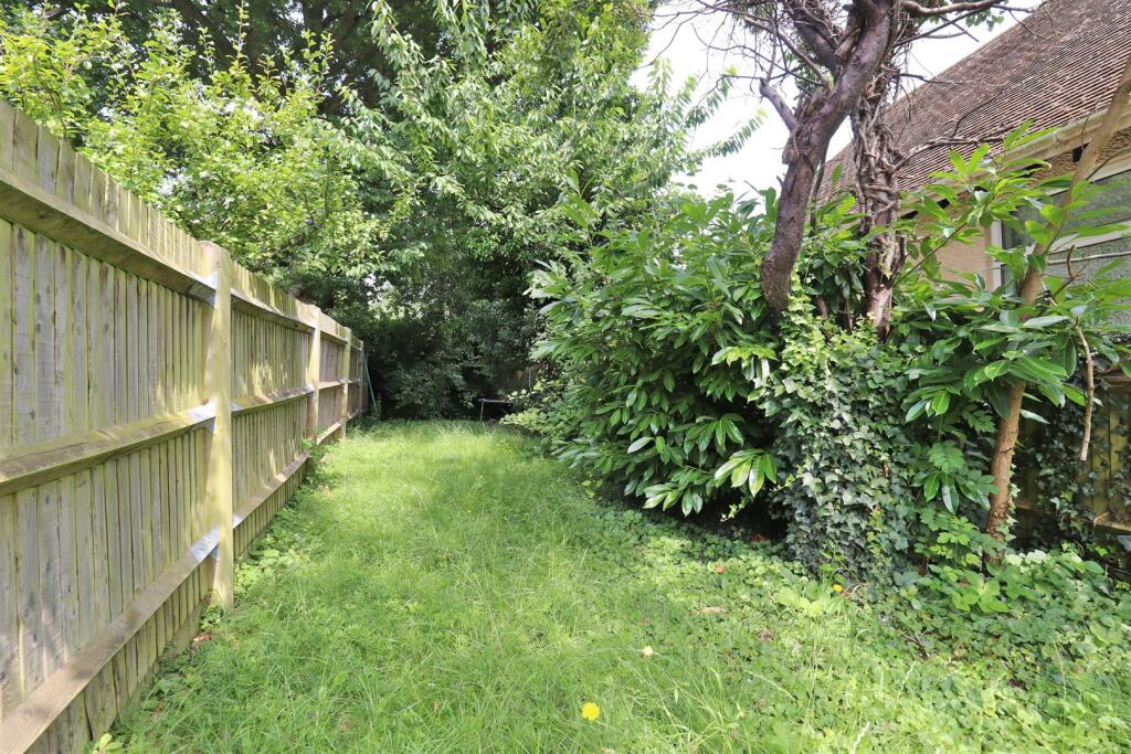 Additional image 14 of Colney Heath Lane, St. Albans