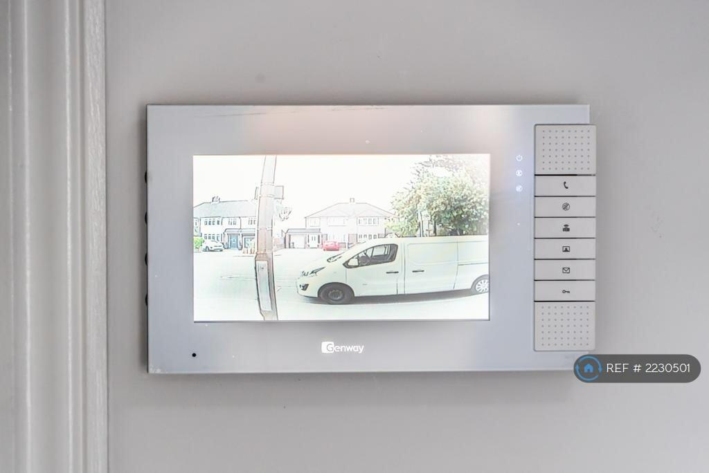 Additional image 2 of Roe Green Close, Hatfield, AL10