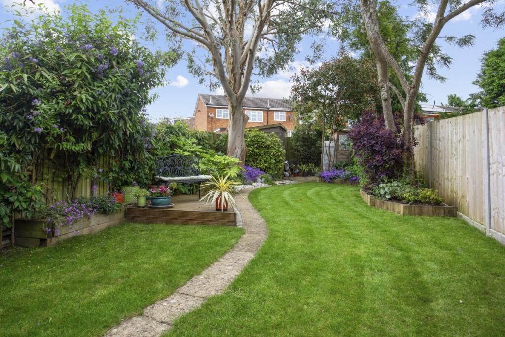 Additional image 8 of Parsons Close Flamstead AL3