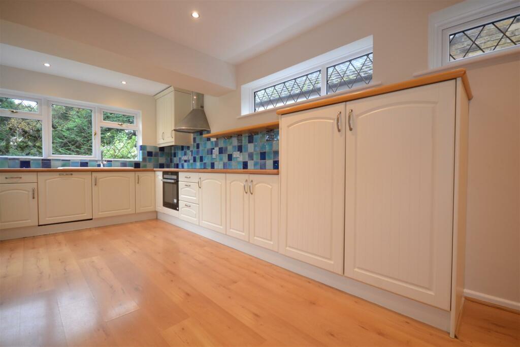 Additional image 16 of Pie Corner, Flamstead
