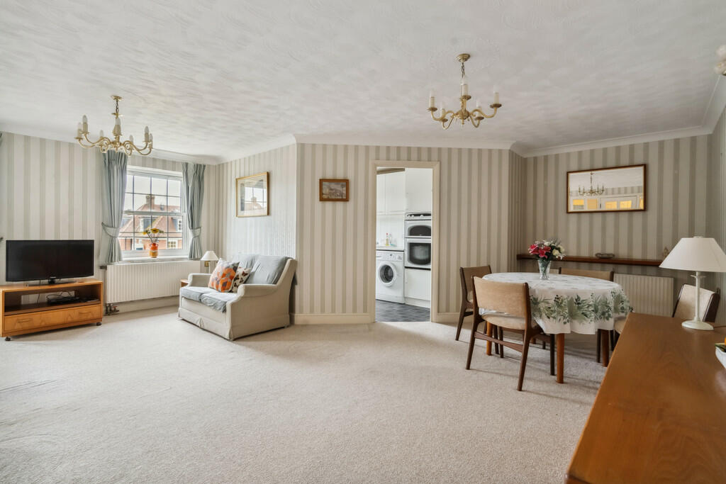 Additional image 6 of Asquith House, Guessens Road, Welwyn Garden City