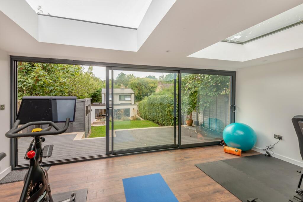 Additional image 13 of Batchwood Drive, St. Albans, Hertfordshire