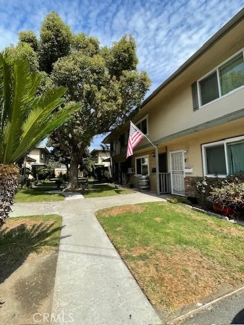 8808 Valley View Street Unit B, Buena Park, CA 90620