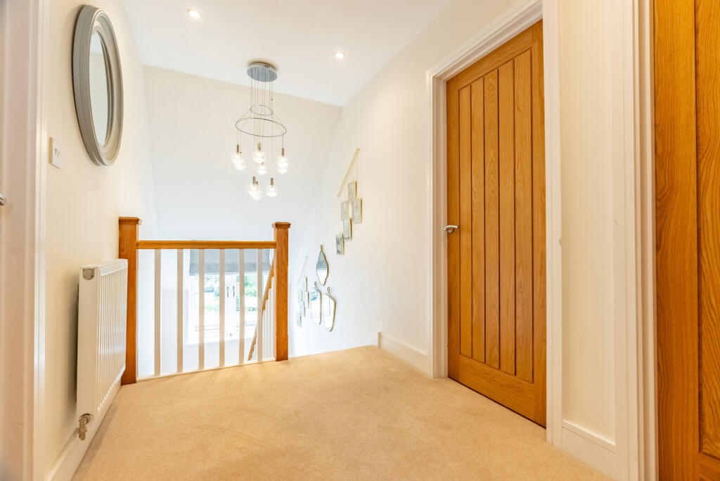 Additional image 16 of The Kestrels, Bucknalls Drive, Bricket Wood, St. Albans, AL2