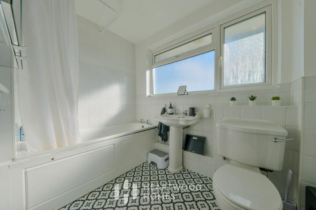 Additional image 16 of Gresford Close, St. Albans, AL4 0UB