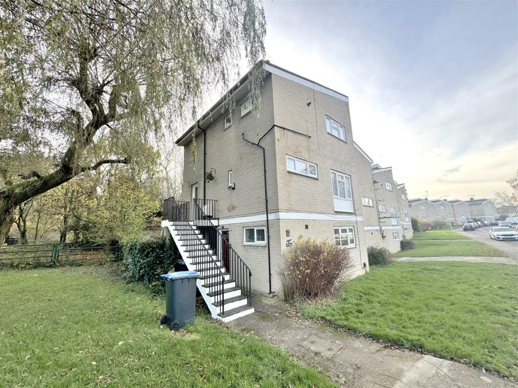 Deerswood AvenueHatfieldHertfordshire