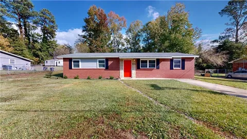 11 Tennessee Avenue, Phenix City, AL 36869