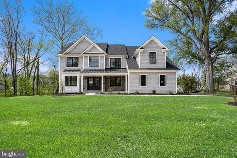 33 Crawford Road, Audubon, PA 19403