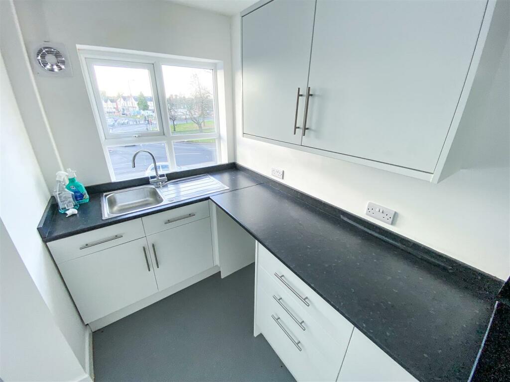 Additional image 7 of Stratford Road, Hall Green, Birmingham