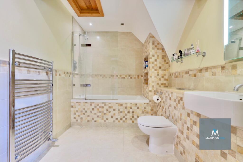 Additional image 27 of Harmer Green Lane, Welwyn, Hertfordshire, AL6