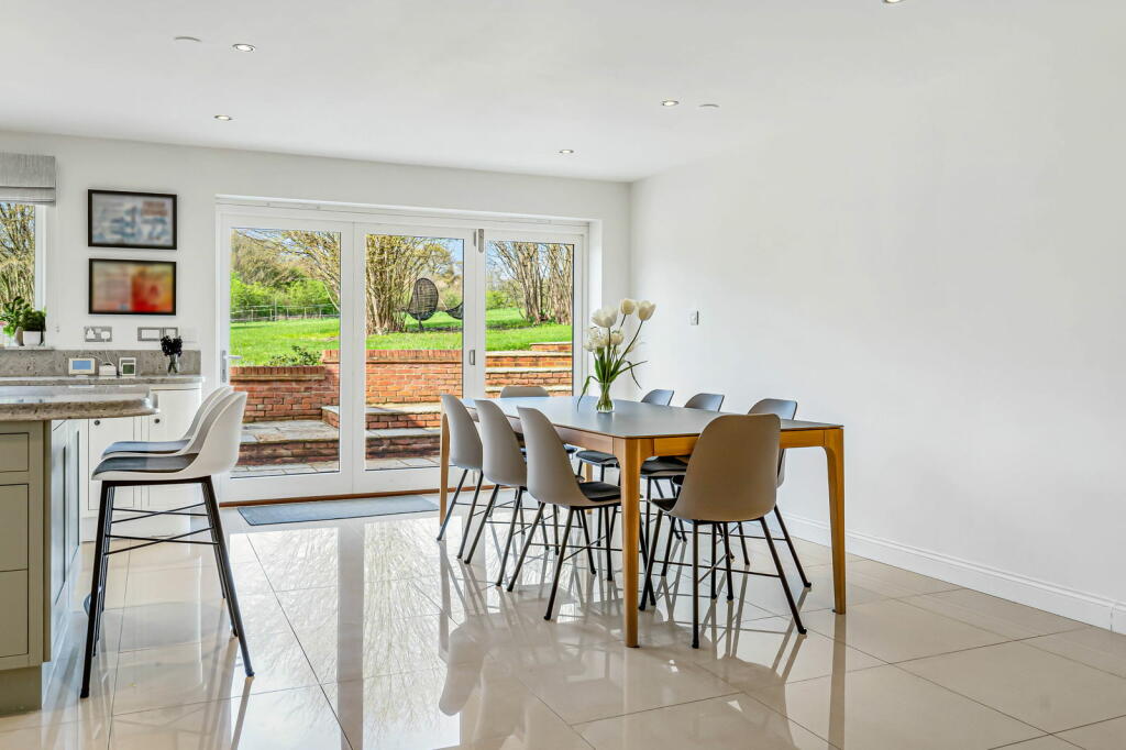 Additional image 7 of Reynards Road, Welwyn, AL6