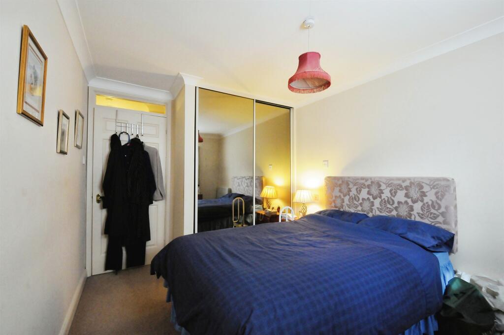 Additional image 6 of Batchwood View, St. Albans