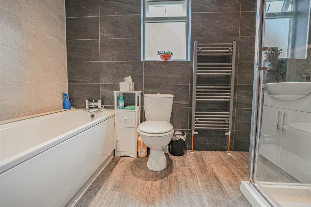 Additional image 22 of Collyer Road, London Colney, AL2