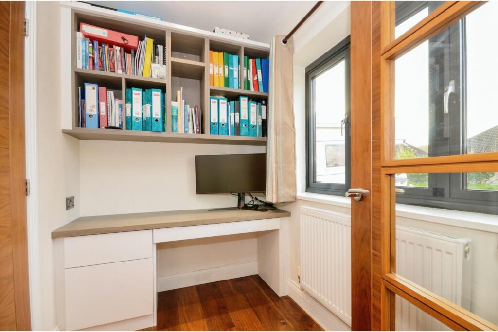 Additional image 12 of Bucknalls Drive, St. Albans, AL2