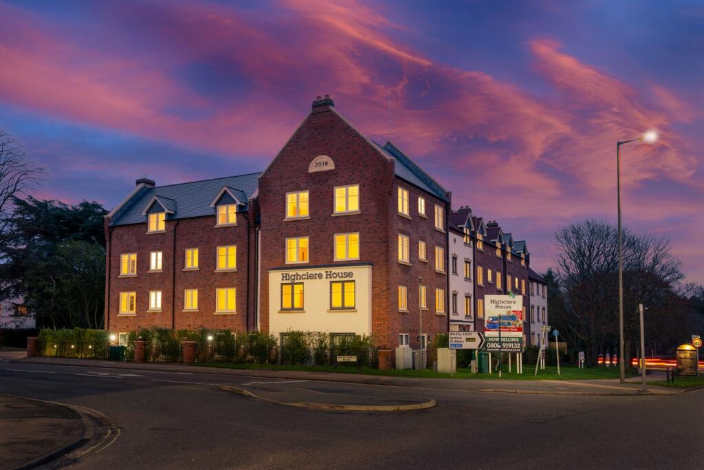 Additional image 3 of Great North Road, Hatfield, Hertfordshire, AL9