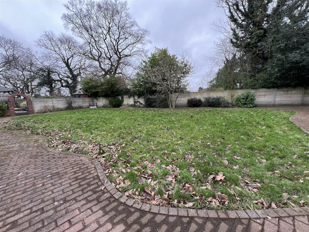 Additional image 65 of Englestede Close, Handsworth Wood, Birmingham