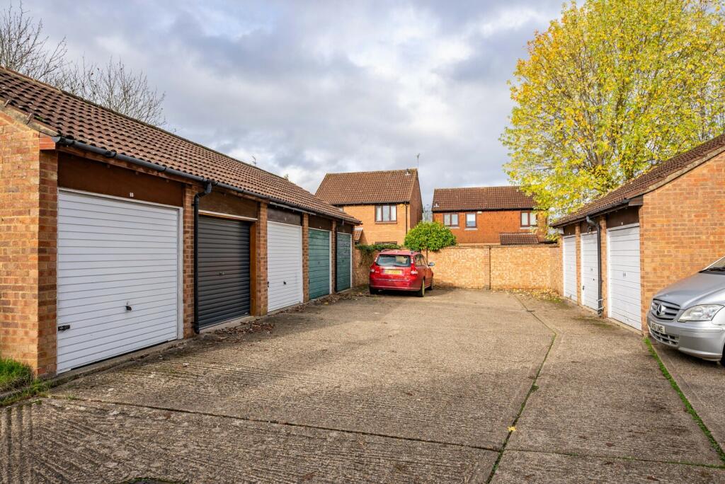 Additional image 11 of Ripon Way, St. Albans, Hertfordshire, AL4