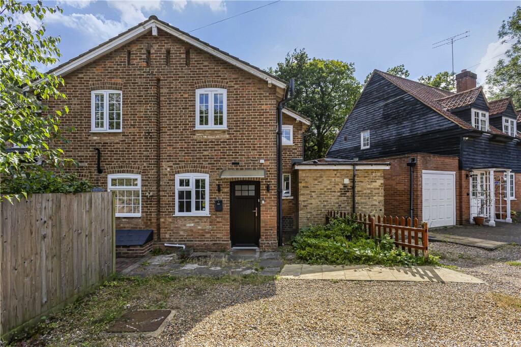 Blakemere Road, Welwyn Garden City, Hertfordshire, AL8