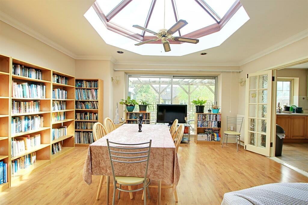 Additional image 10 of Collyer Road, London Colney, St Albans