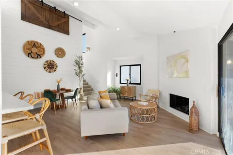 345 Avocado Street Unit 201D, Costa Mesa, CA 92627