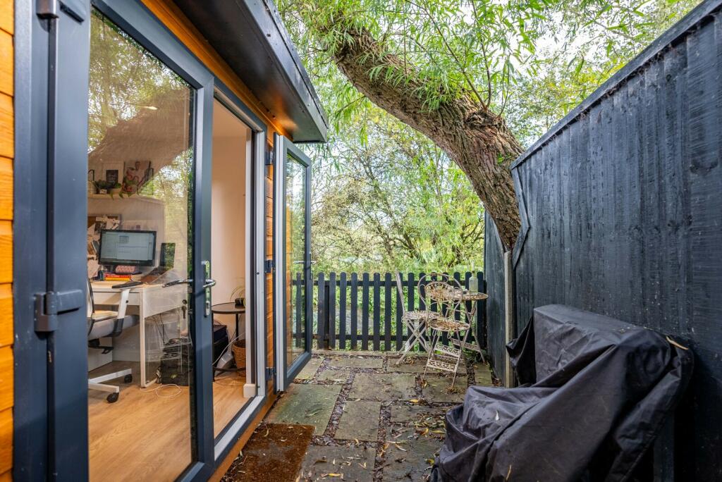 Additional image 19 of Park Street, St. Albans, Hertfordshire, AL2