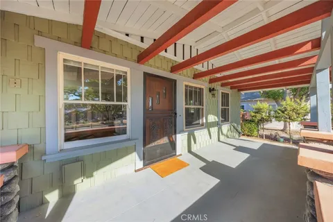 Primary image of 553 Pepper Street, Pasadena, CA 91103