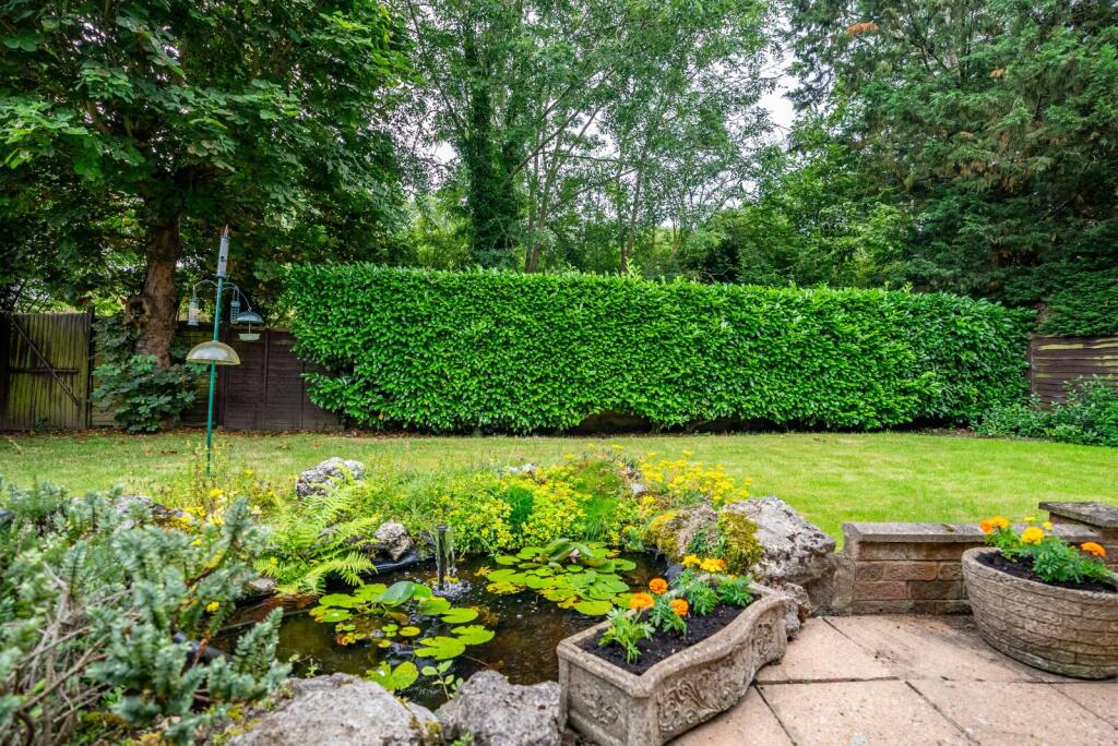 Additional image 15 of Gidian Court, Park Street Lane, Park Street, St. Albans, AL2