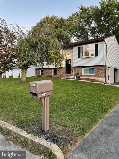 708 Hockley Avenue, Lebanon, PA 17042