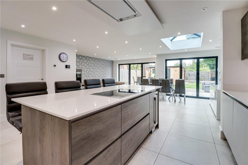 Additional image 8 of Park Street Lane, Park Street, St. Albans, AL2