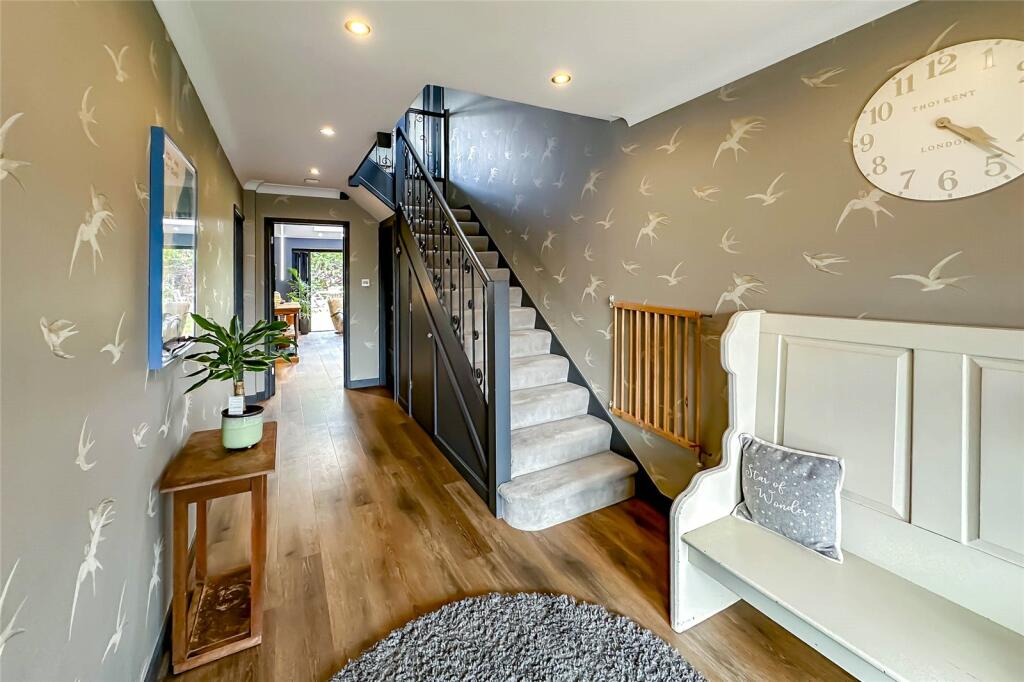 Additional image 19 of Tippendell Lane, St. Albans, Hertfordshire, AL2