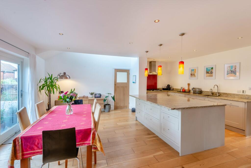 Additional image 6 of Gainsborough Avenue, St. Albans, Hertfordshire