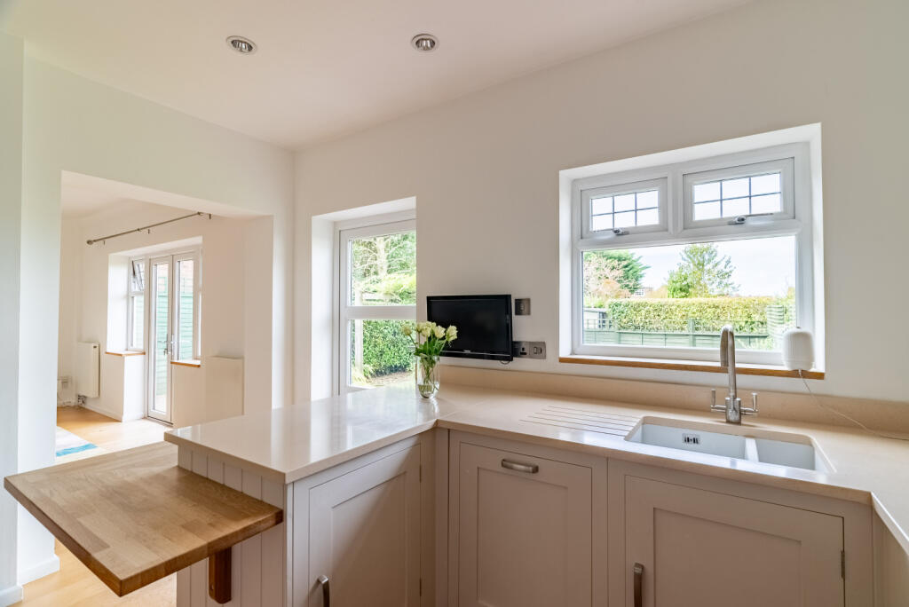 Additional image 7 of Manland Avenue, Harpenden, Hertfordshire, AL5