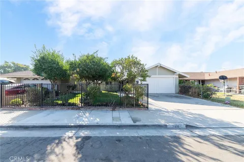 7910 Galway Court, Riverside, CA 92503