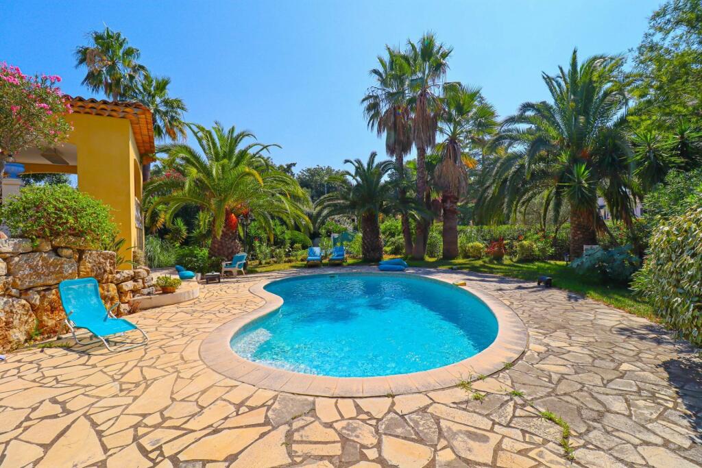 Additional image 2 of Provence-Alps-Cote d`Azur, Var, St-Raphaël, France