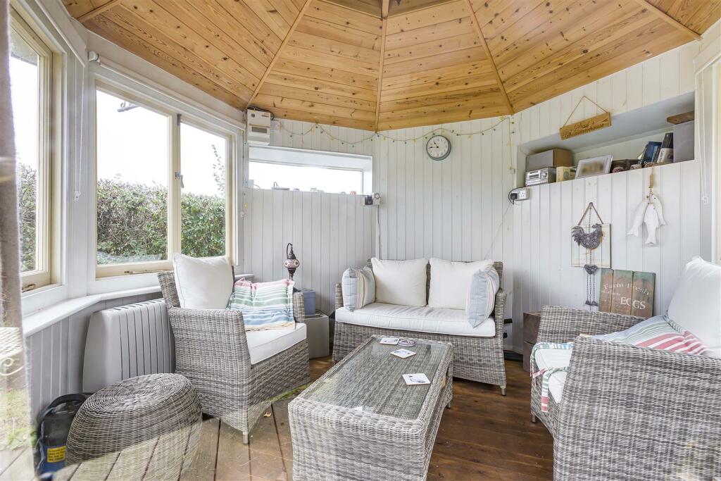 Additional image 19 of Bulls Lane, Welham Green