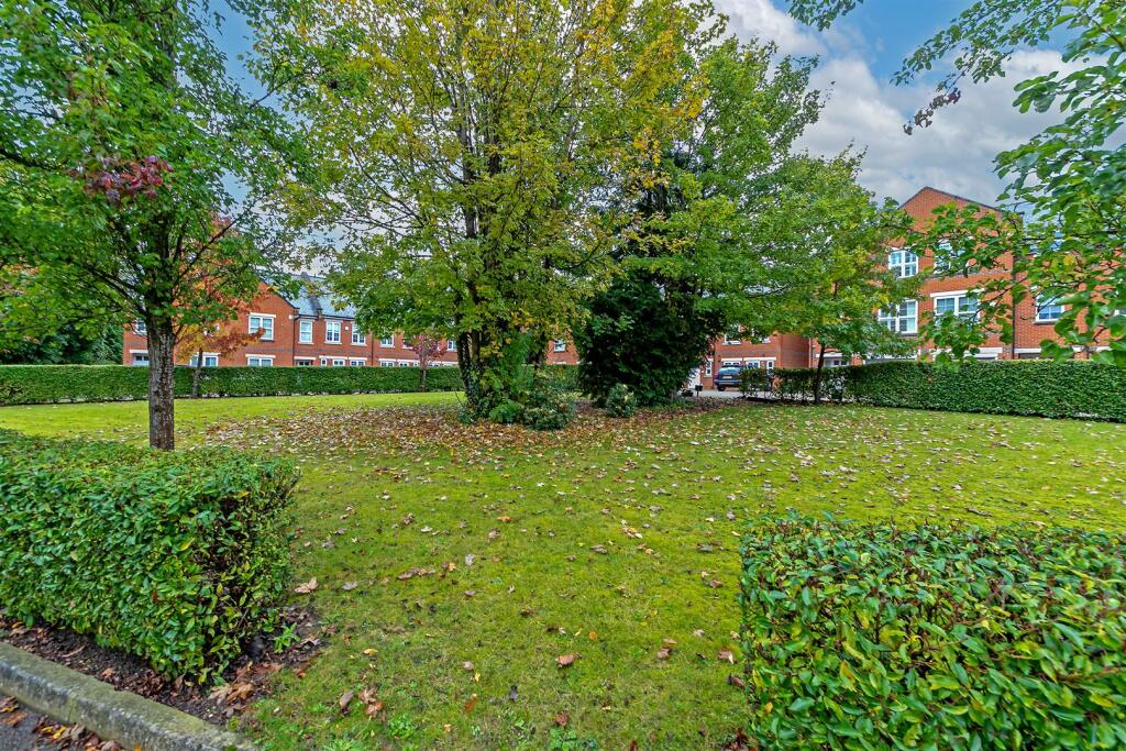 Additional image 34 of Great Leys Court, Beningfield Drive, London Colney, St. Albans