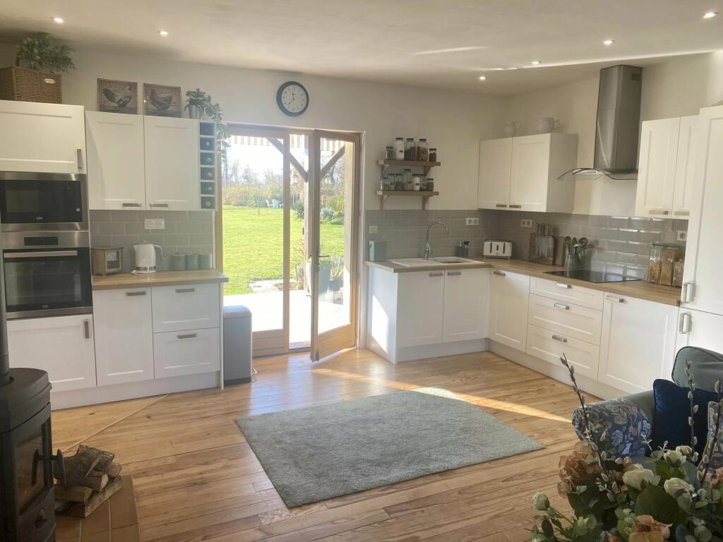 Additional image 3 of Aquitaine, Dordogne, La Roche-Chalais, France