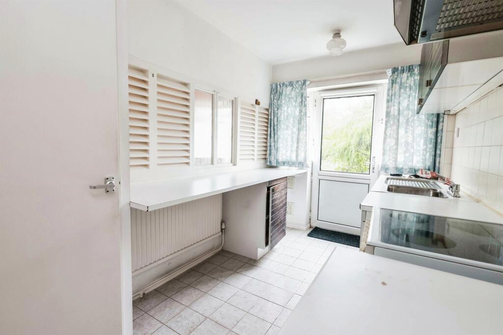 Additional image 25 of Wentworth Way, Harborne, Birmingham